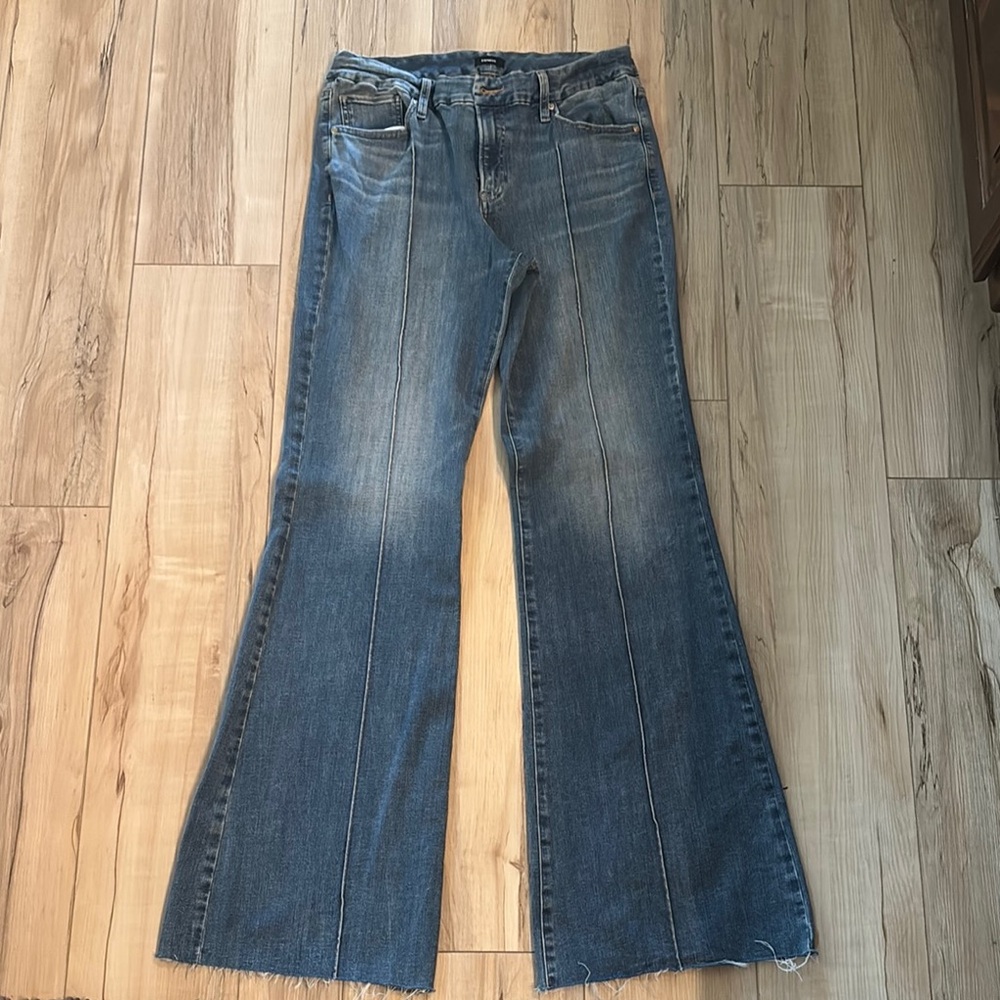 Express Blue Flare Wide Leg Jeans with Vintage Aesthetic